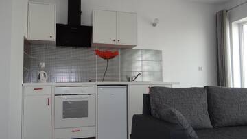 Фото номера Улучшенные апартаменты с 1 спальней Апартаменты Apartamenty - Wynajem г. Тчев 8