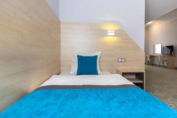 Фото номера Стандартный четырехместный номер Отель Hotel Vela г. Тчев 2
