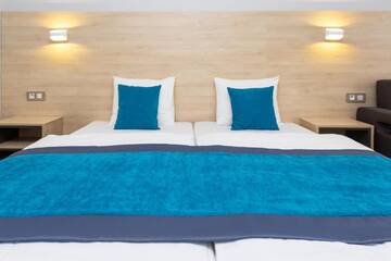 Фото номера Стандартный двухместный номер с 1 кроватью Отель Hotel Vela г. Тчев 12