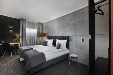 Фото Отель Link Hotel г. Тчев 1